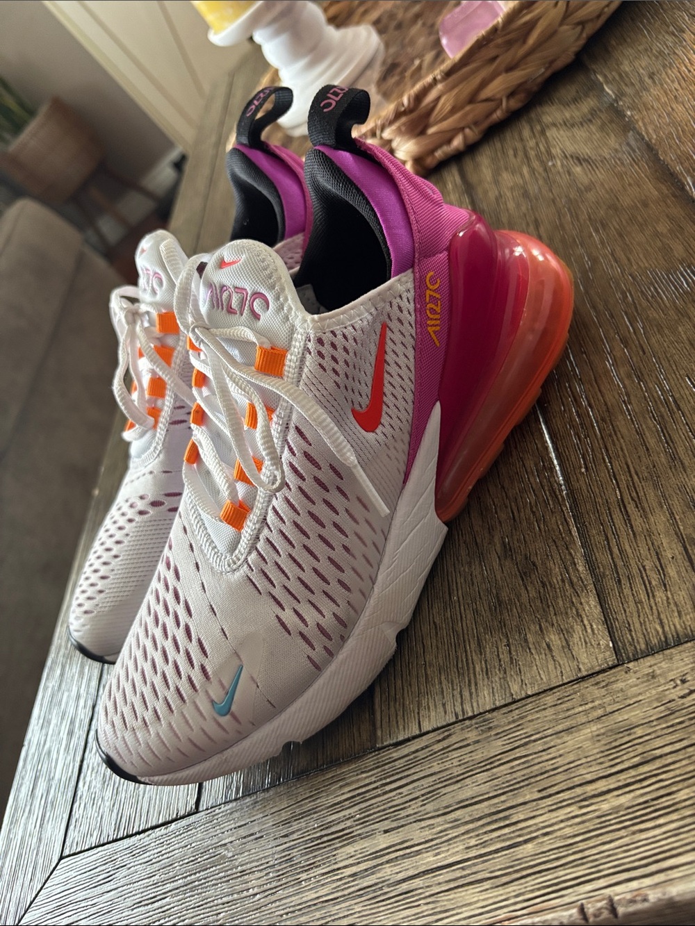 Nike Women’s Air Max 270 Fuchsia Dream Crimson
